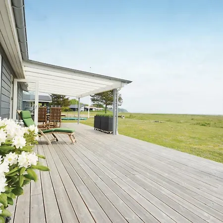 Three-bedroom Holiday In Haderslev Diernæs